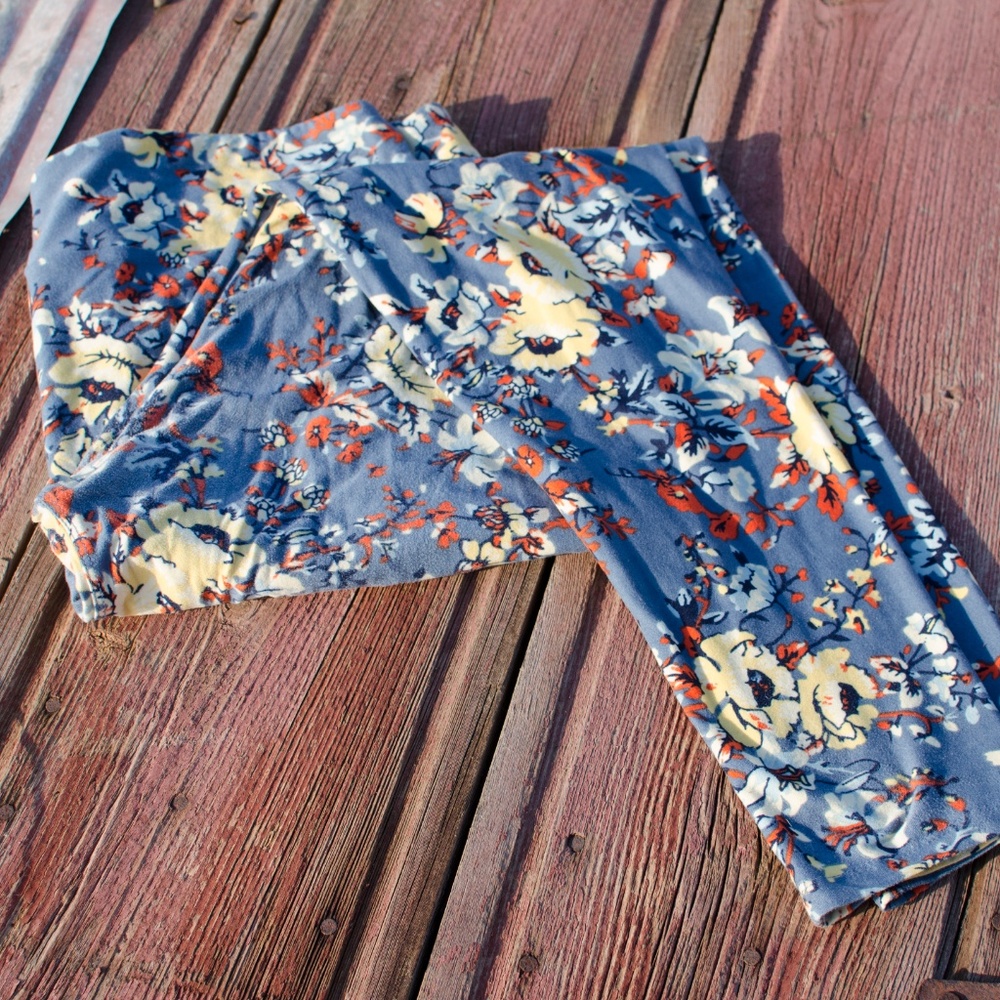 TC FLORAL PRINT